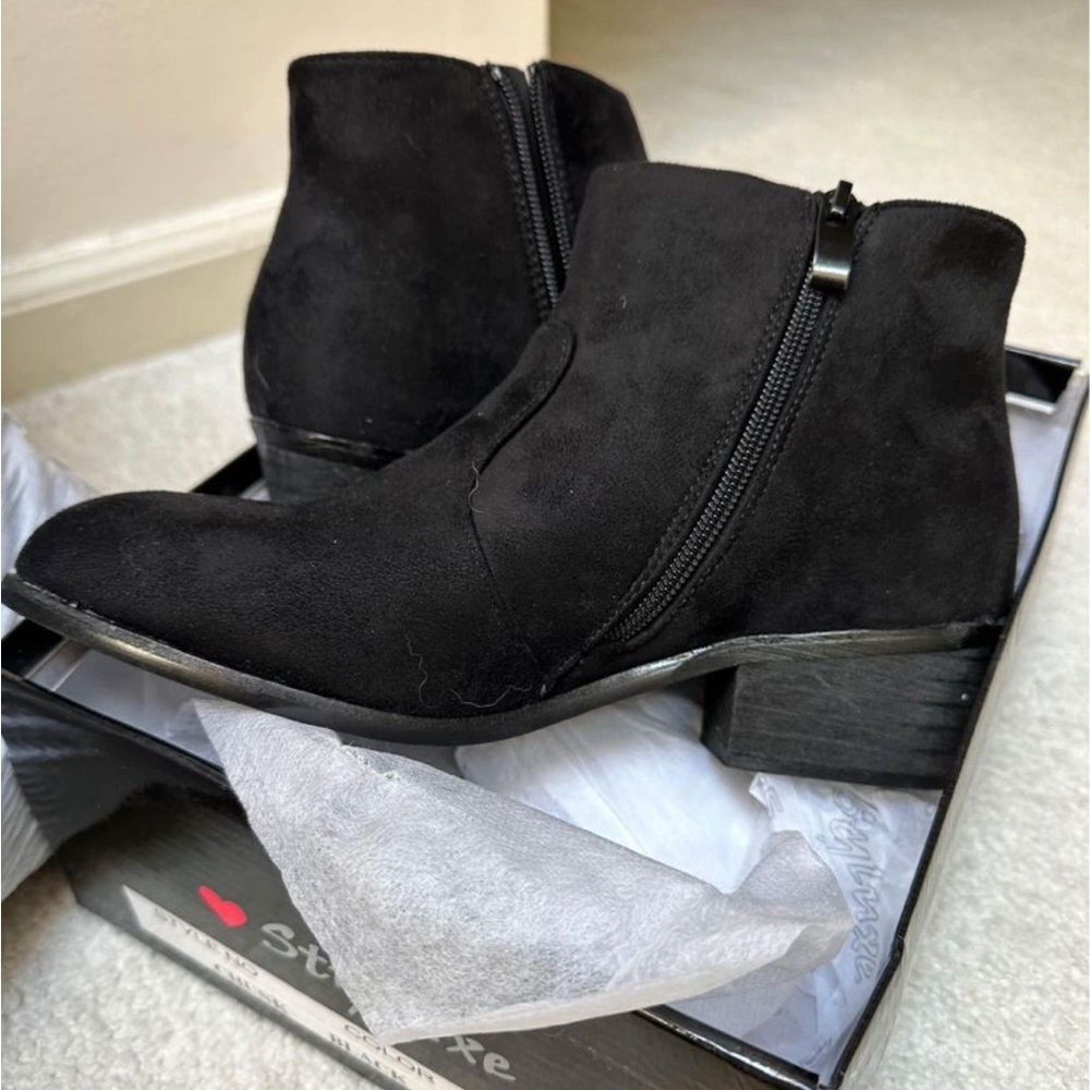 Brand new bootie size 8 $35
